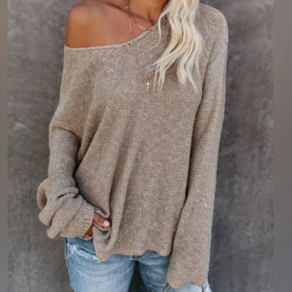 EUC Mod Ref Cafe All Day Sweater * Medium *